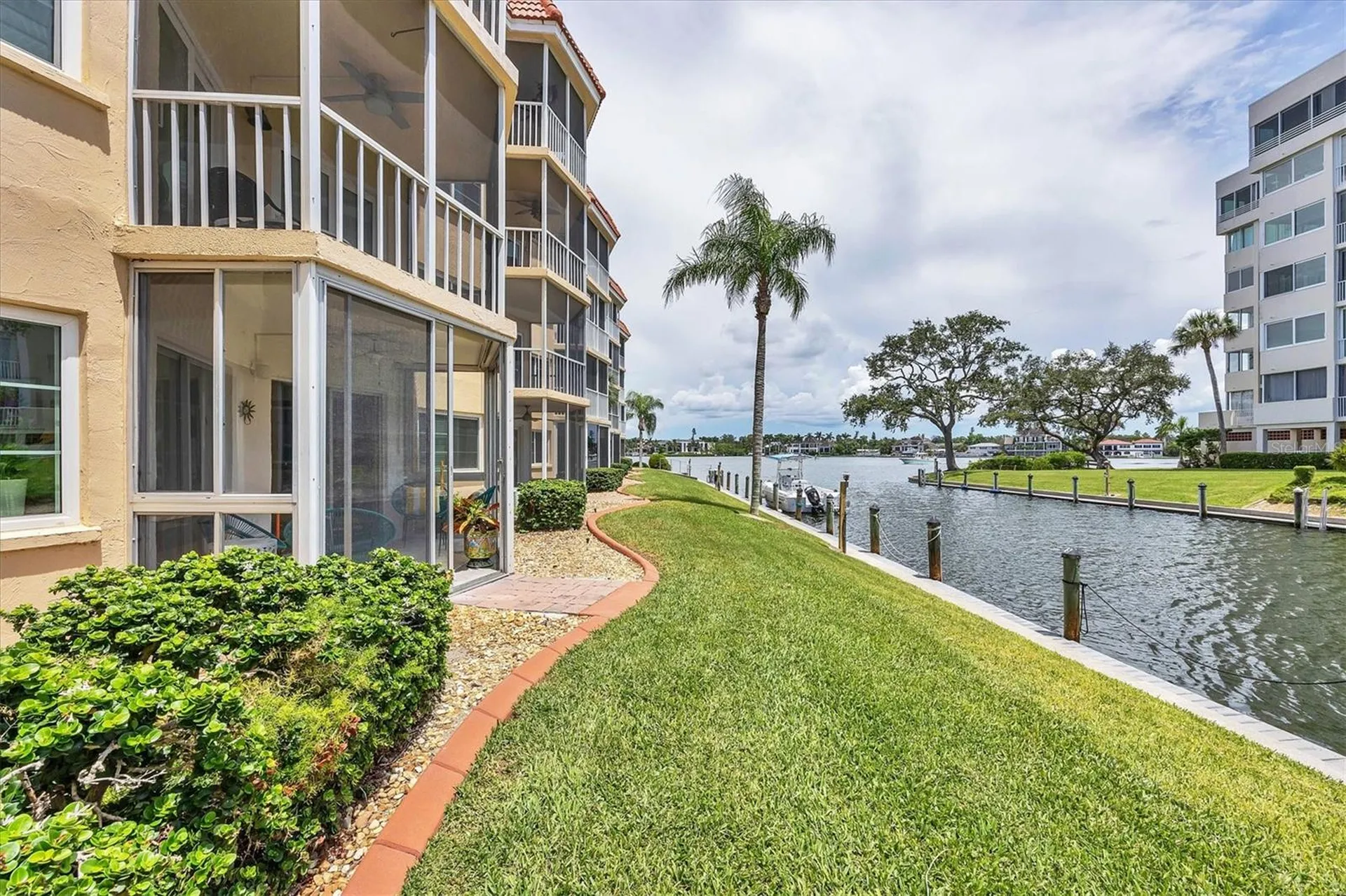 1350 N Portofino Drive Sarasota FL 34242
