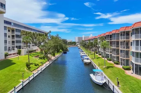 1350 N Portofino Drive Sarasota FL 34242