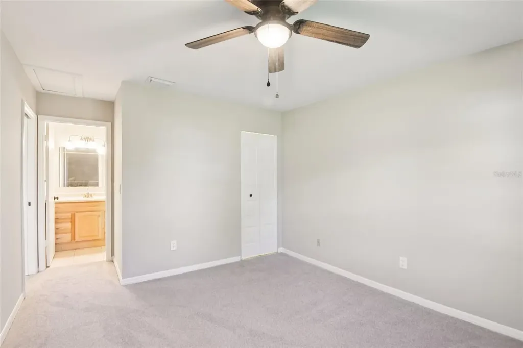 2304 Glenmore Circle Sun City Center FL 33573