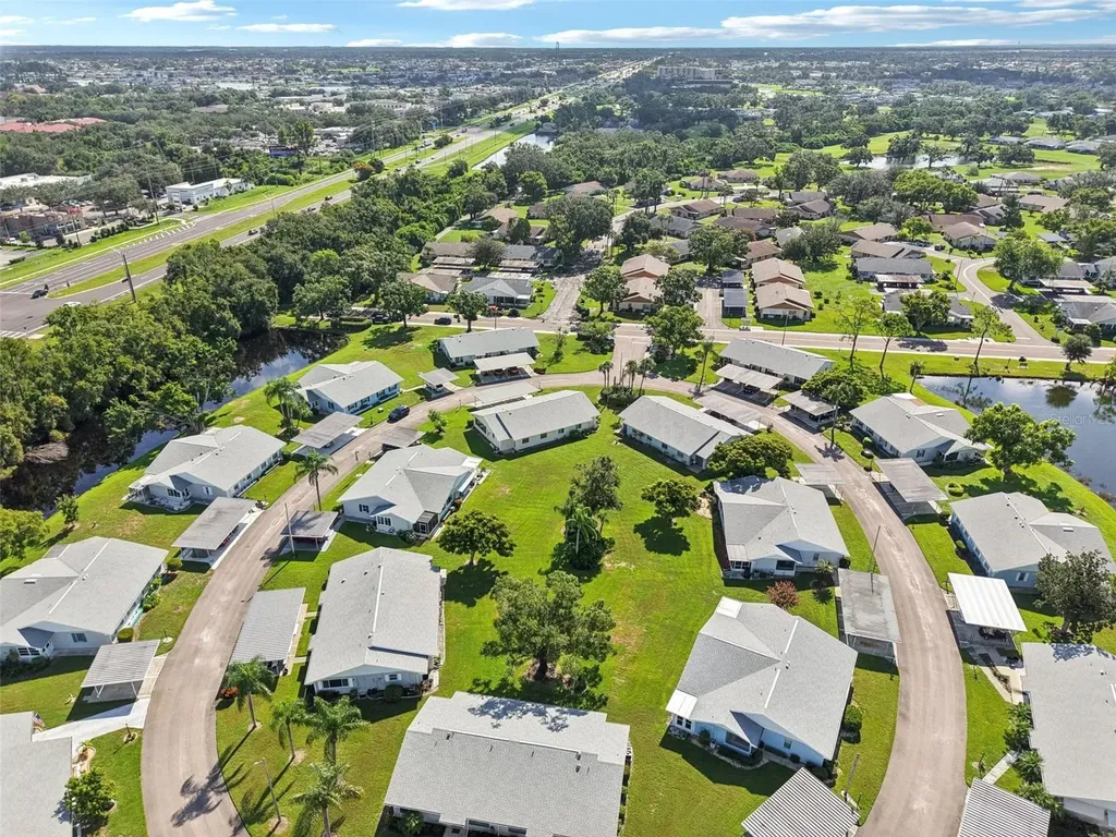 2304 Glenmore Circle Sun City Center FL 33573