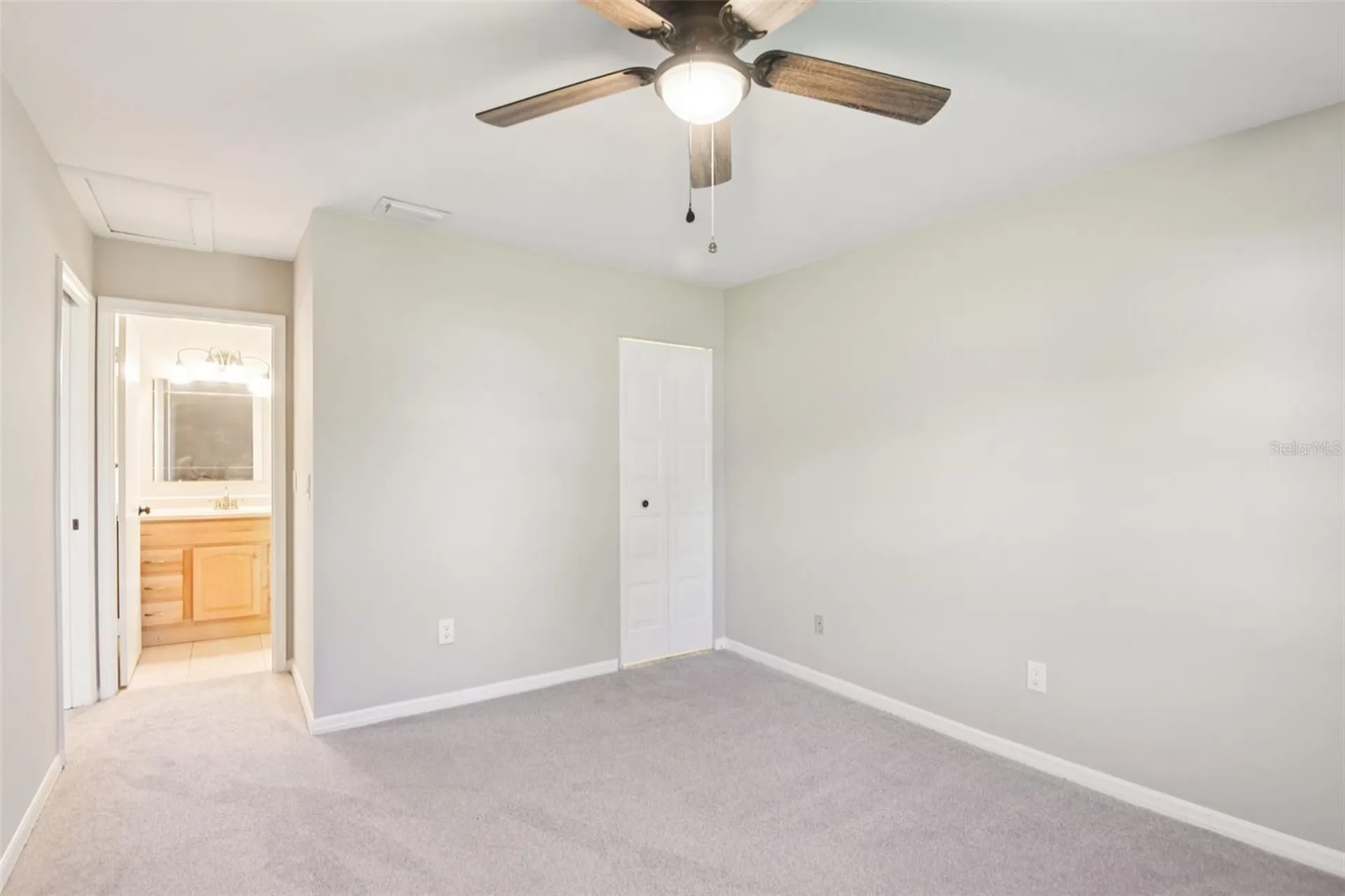 2304 Glenmore Circle Sun City Center FL 33573