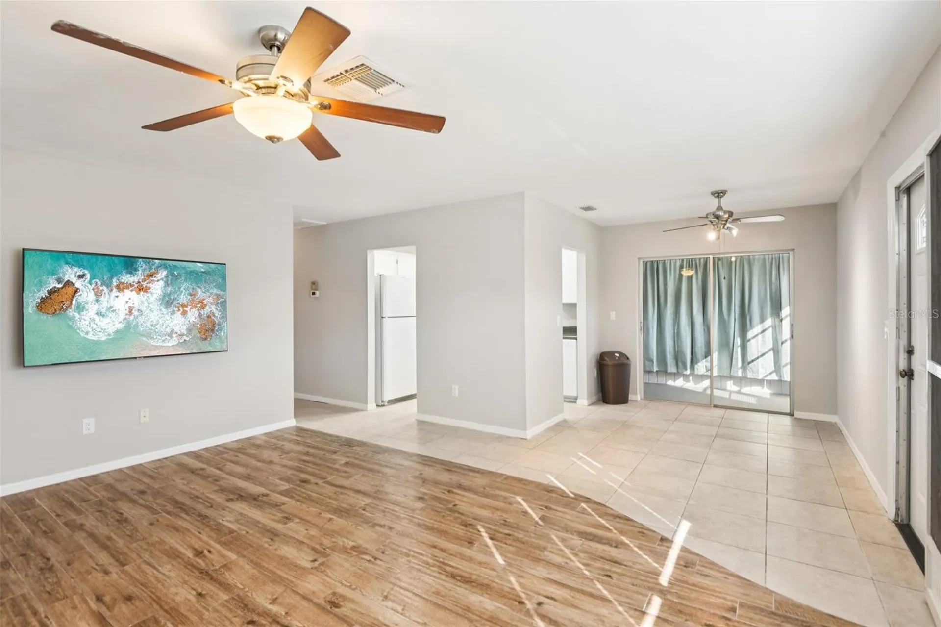 2304 Glenmore Circle Sun City Center FL 33573