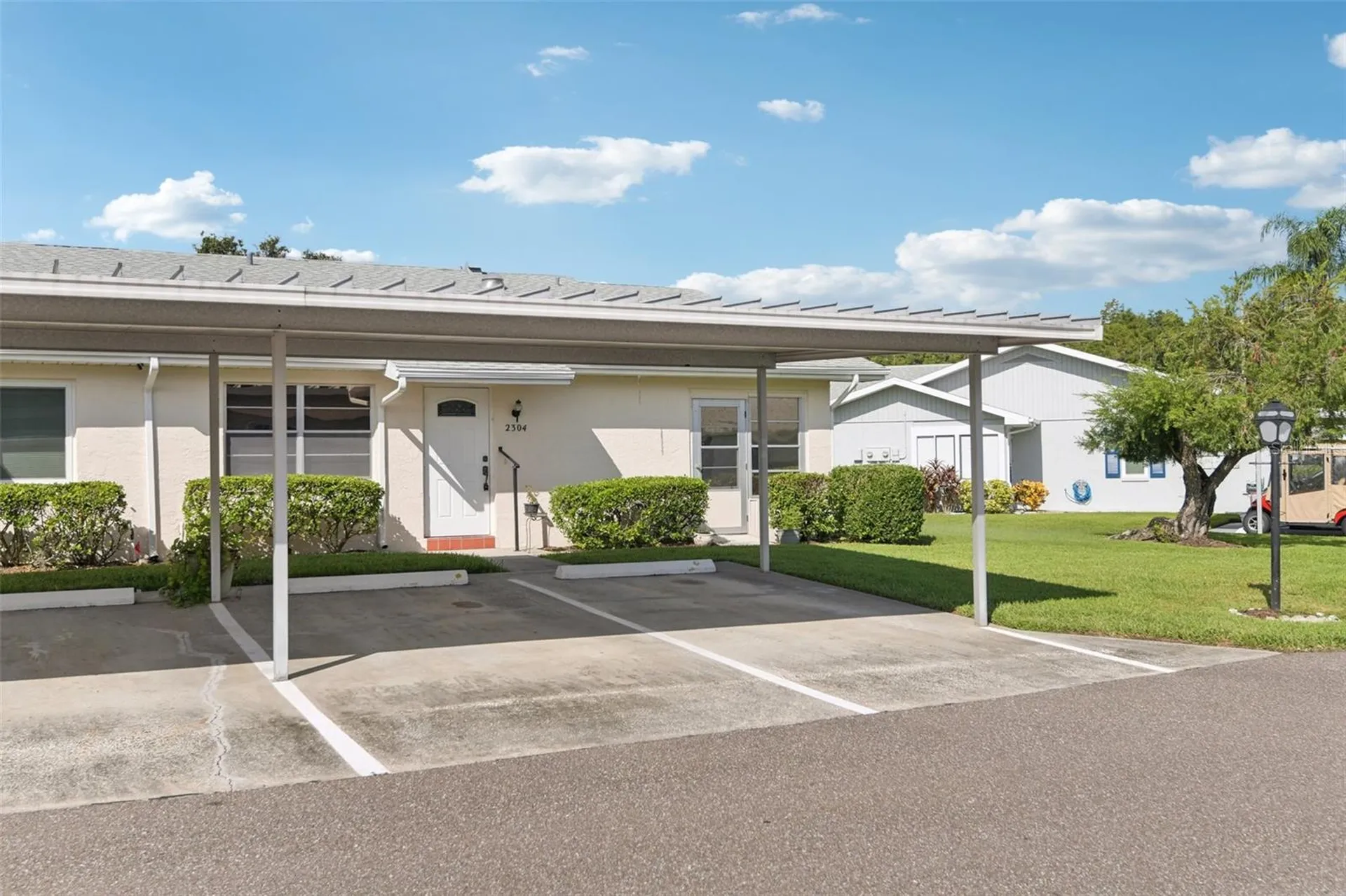 2304 Glenmore Circle Sun City Center FL 33573