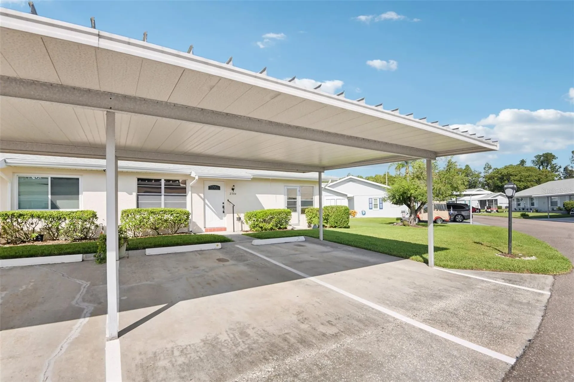 2304 Glenmore Circle Sun City Center FL 33573