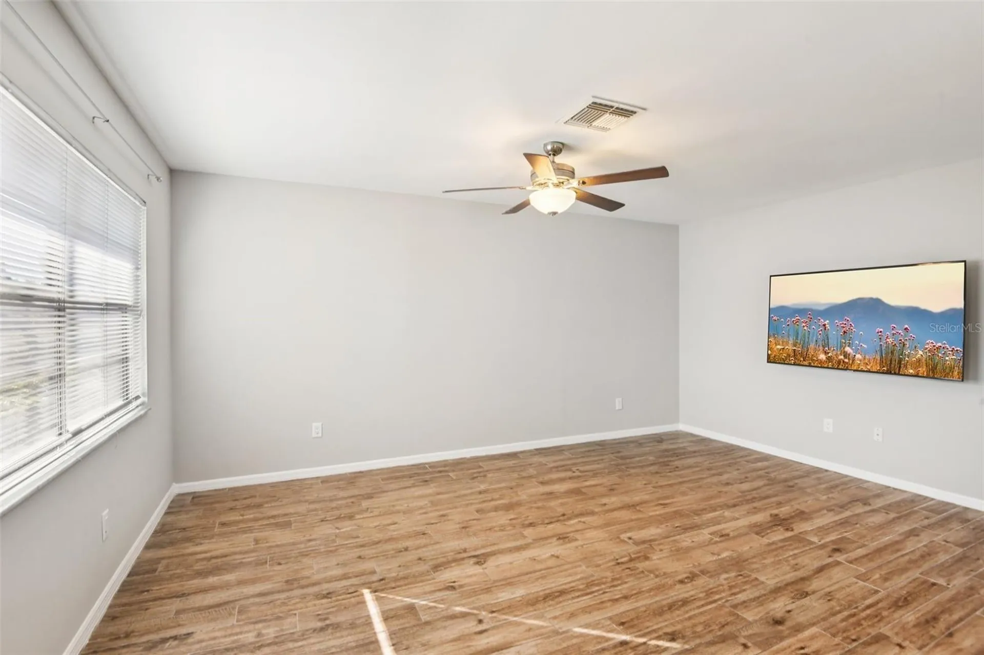 2304 Glenmore Circle Sun City Center FL 33573