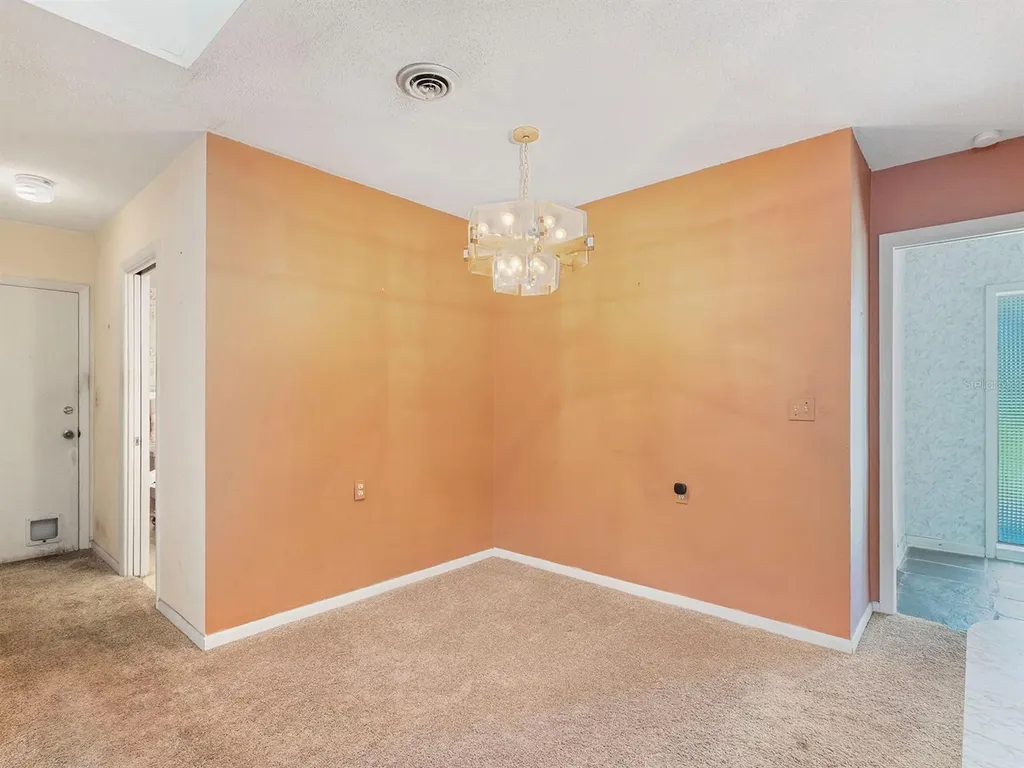 2813 Timberlake Drive Orlando FL 32806