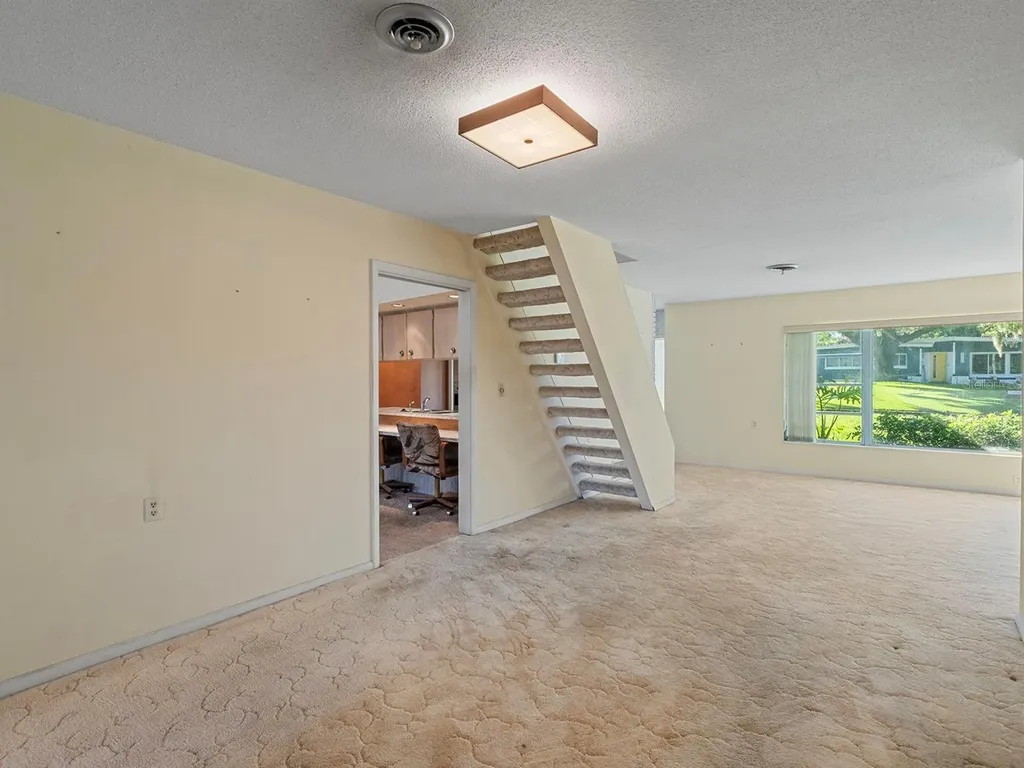 2813 Timberlake Drive Orlando FL 32806