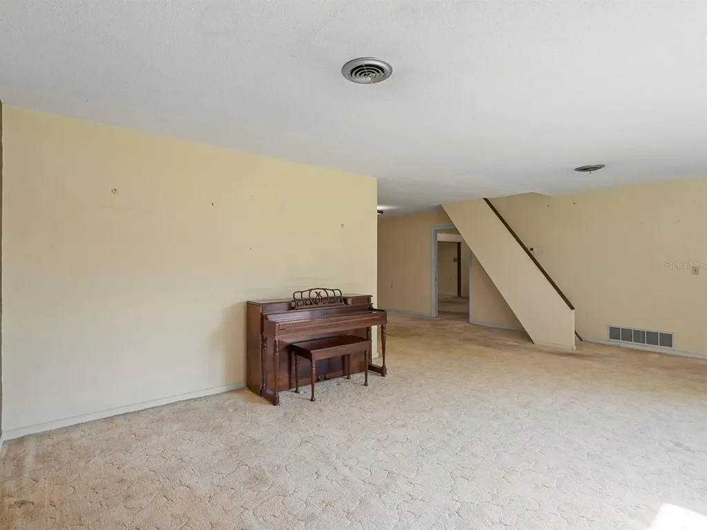 2813 Timberlake Drive Orlando FL 32806