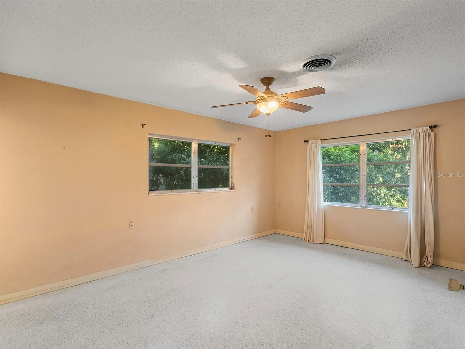 2813 Timberlake Drive Orlando FL 32806