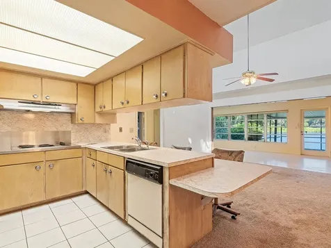 2813 Timberlake Drive Orlando FL 32806