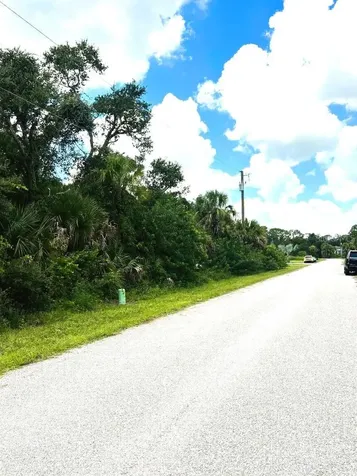 323 Canora Drive Port Charlotte FL 33954