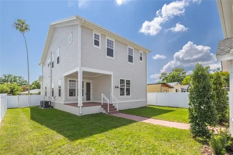 1211 35th Avenue N St Petersburg FL 33704