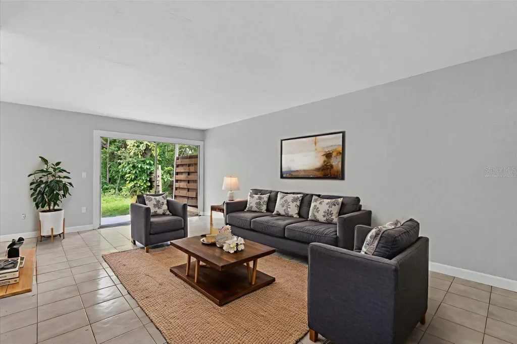 1125 Longfellow Way Sarasota FL 34243