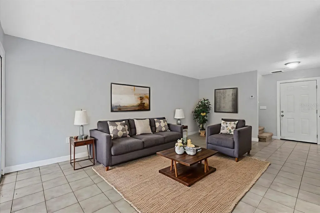 1125 Longfellow Way Sarasota FL 34243