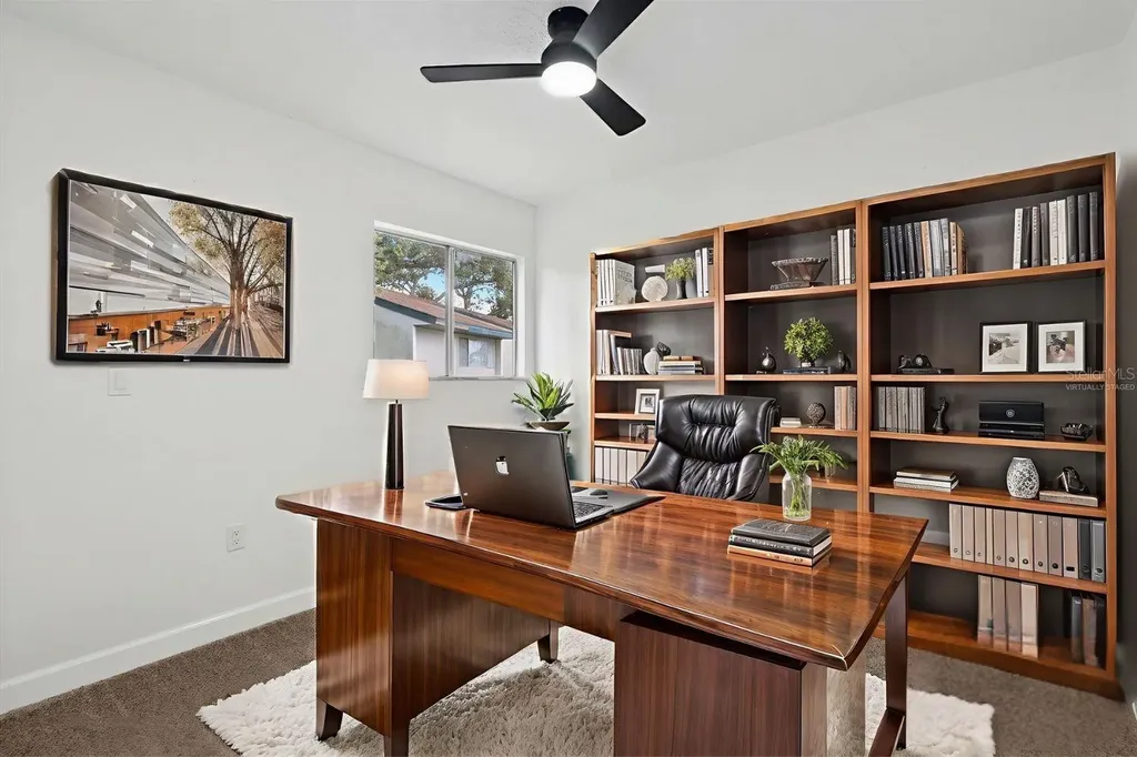 1125 Longfellow Way Sarasota FL 34243