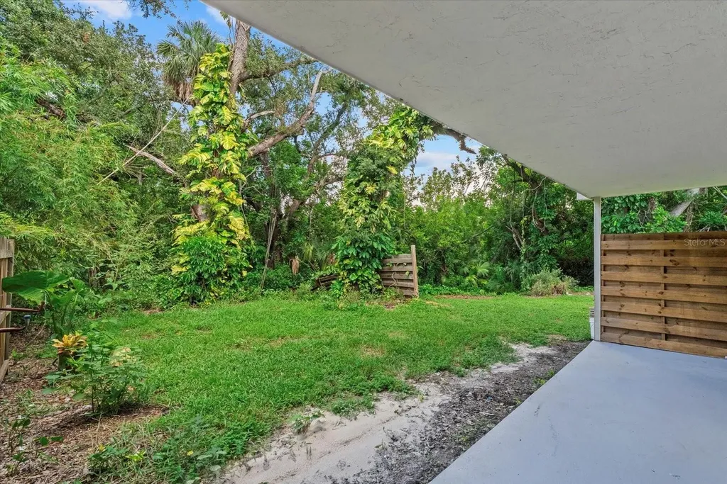 1125 Longfellow Way Sarasota FL 34243