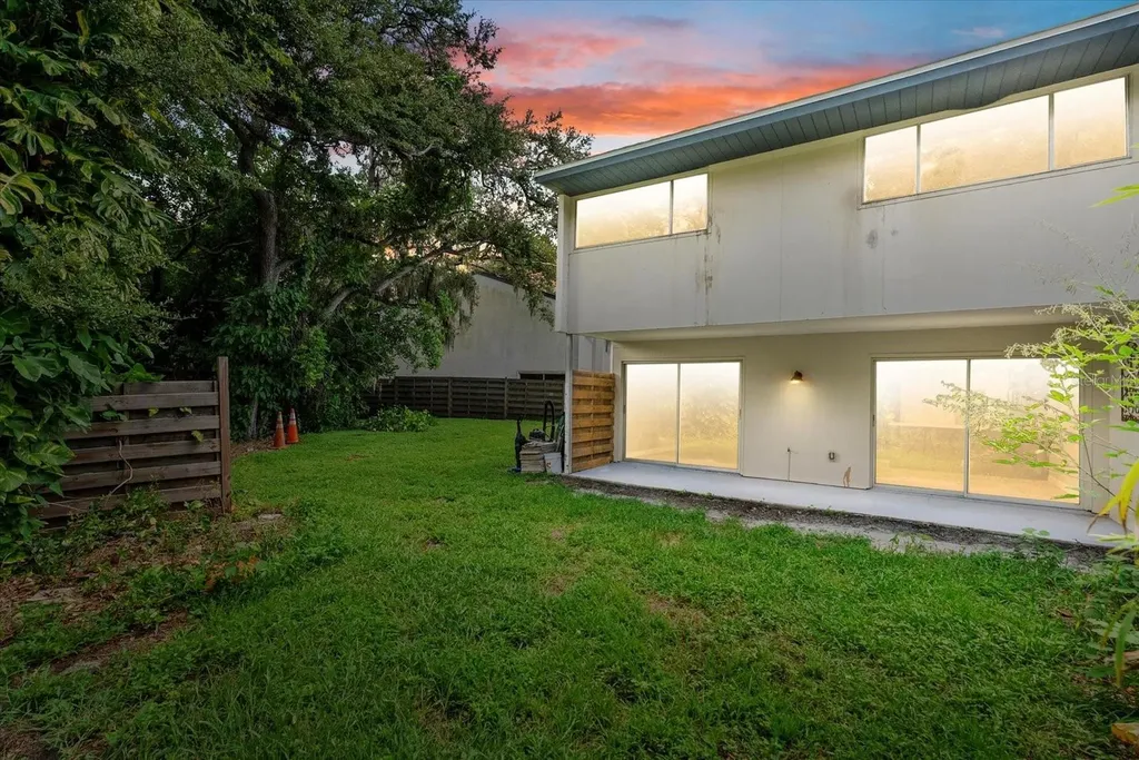 1125 Longfellow Way Sarasota FL 34243