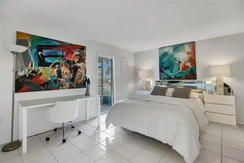 4660 Ocean Boulevard Sarasota FL 34242