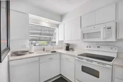 4660 Ocean Boulevard Sarasota FL 34242