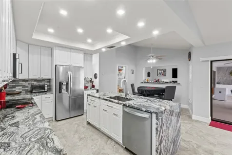4219 Presidential Avenue Circle E Bradenton FL 34203