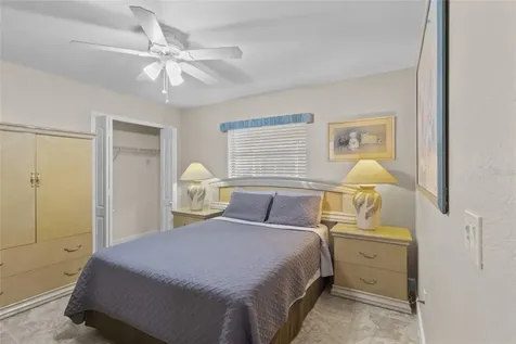 4219 Presidential Avenue Circle E Bradenton FL 34203