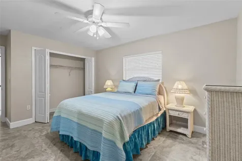 4219 Presidential Avenue Circle E Bradenton FL 34203