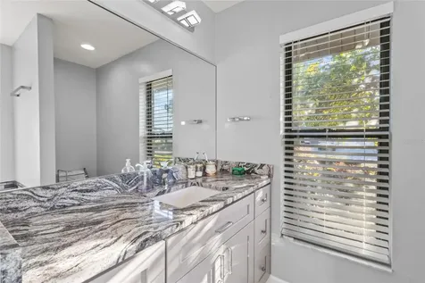 4219 Presidential Avenue Circle E Bradenton FL 34203
