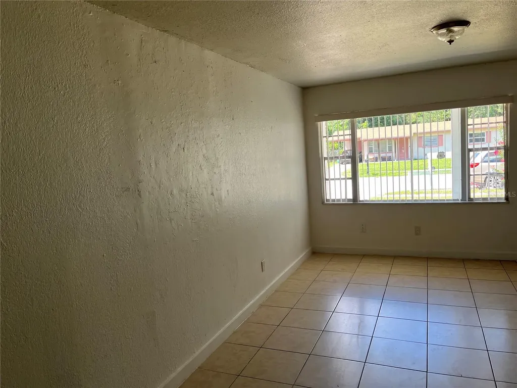 605 Plum Lane Altamonte Springs FL 32701