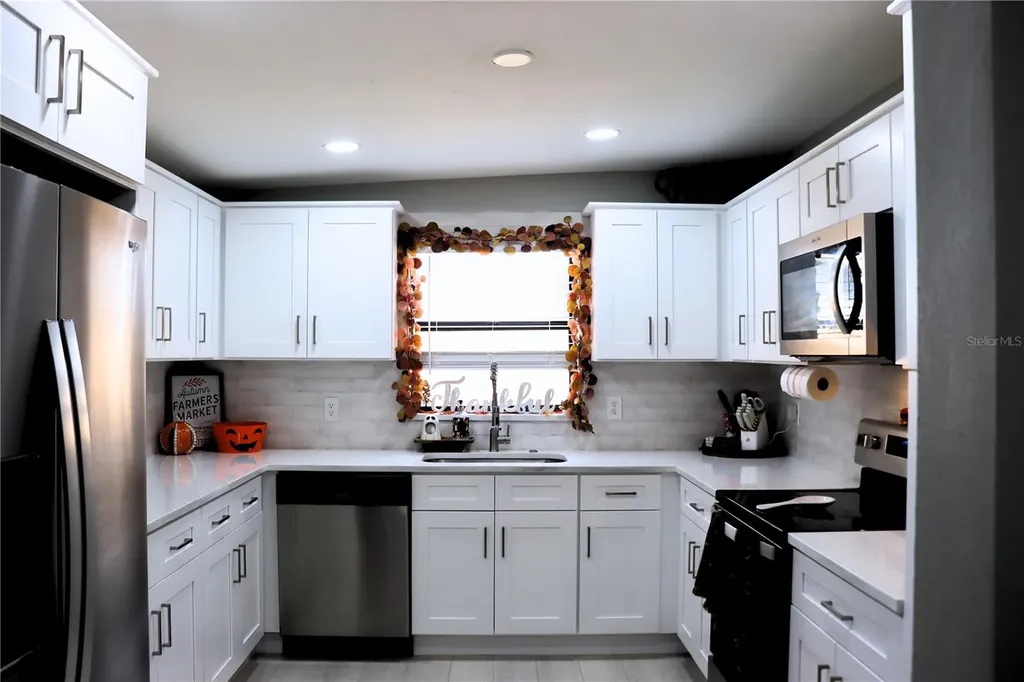 1014 Caroline Avenue Auburndale FL 33823