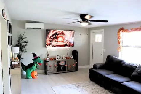 1014 Caroline Avenue Auburndale FL 33823