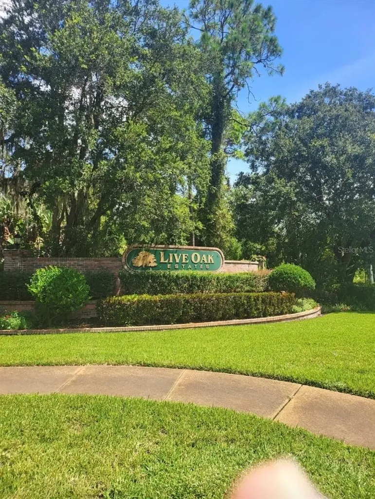 Arbor Glen Court Orlando FL 32832