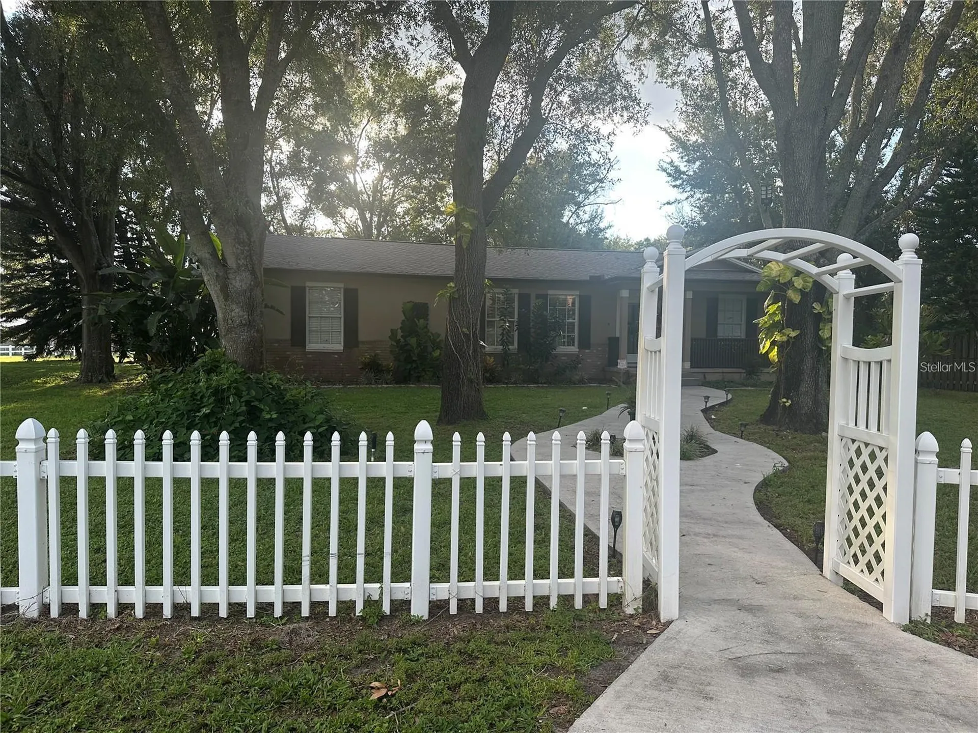 10520 Henderson Road Tampa FL 33625