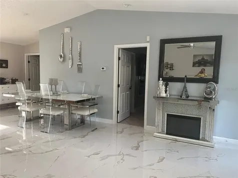 10520 Henderson Road Tampa FL 33625