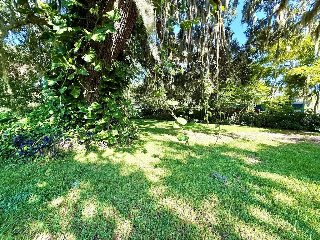 631 Elm Avenue Holly Hill FL 32117