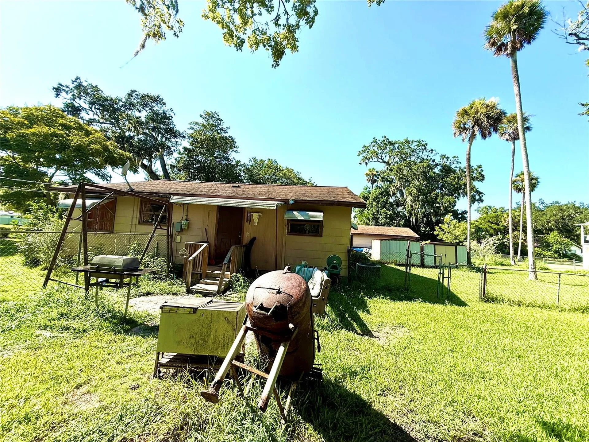 631 Elm Avenue Holly Hill FL 32117