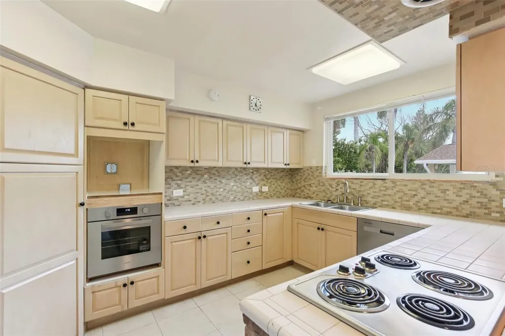 941 Gulf Boulevard Belleair Beach FL 33786