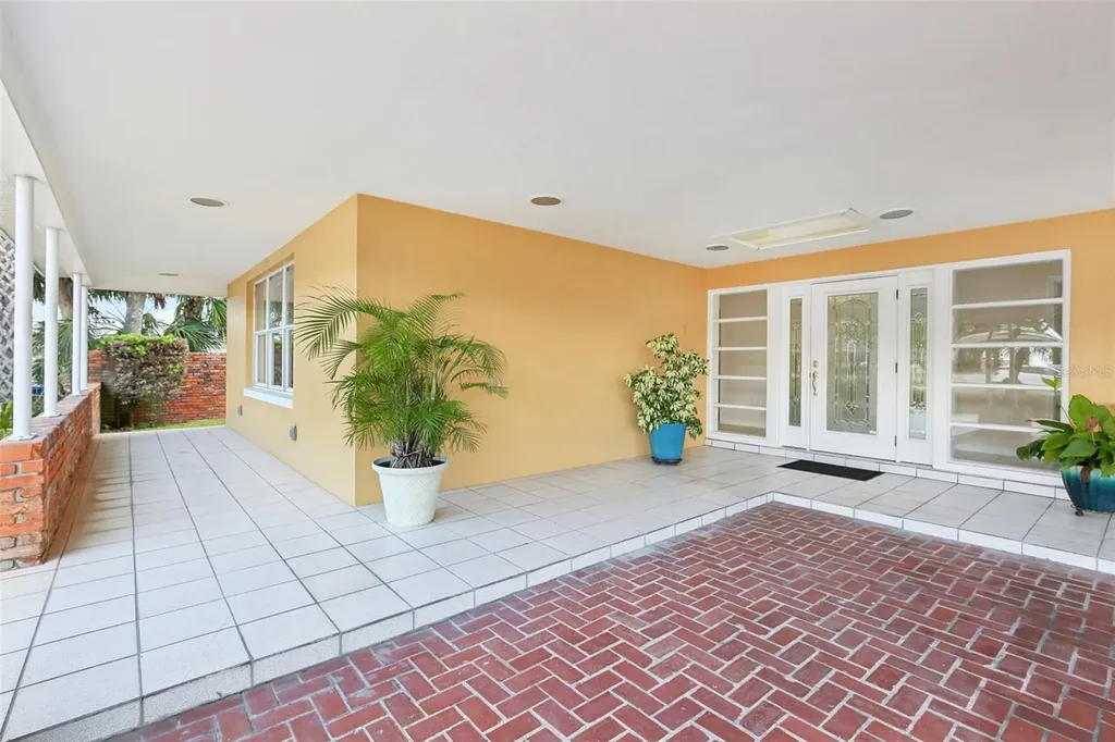 941 Gulf Boulevard Belleair Beach FL 33786