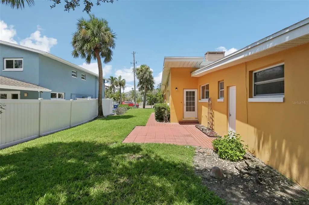941 Gulf Boulevard Belleair Beach FL 33786