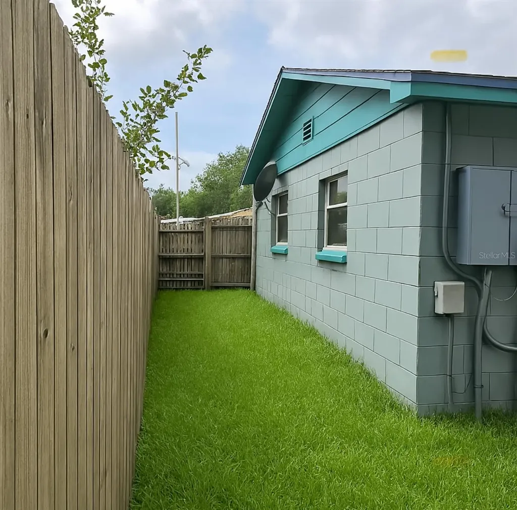 5294 Lanette Street Orlando FL 32811