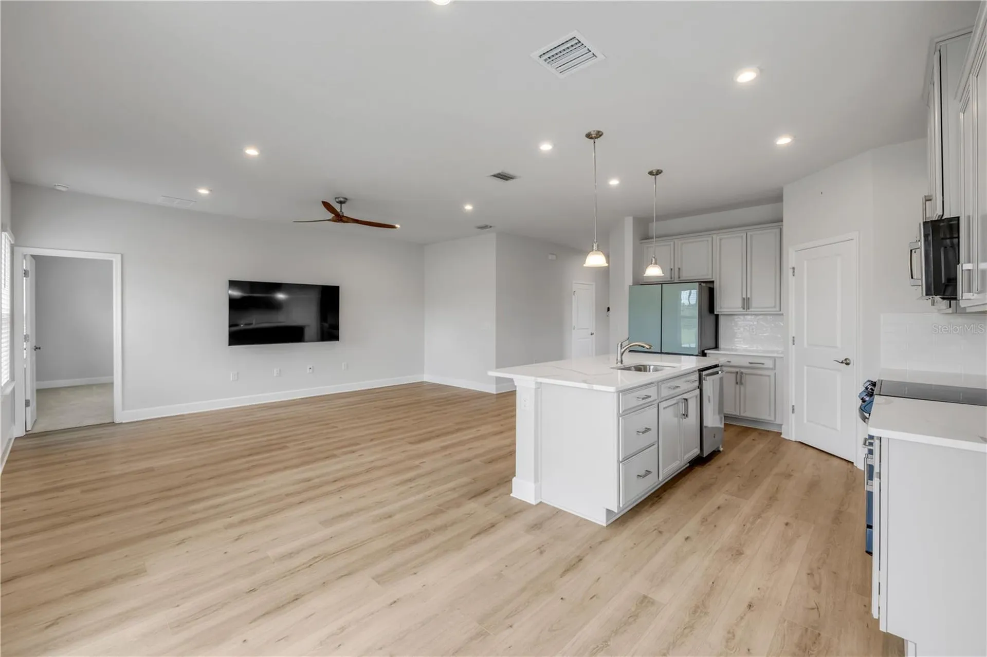 1002 Chelan Falls Drive Deland FL 32724