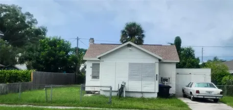 1635 30th Avenue N St Petersburg FL 33713