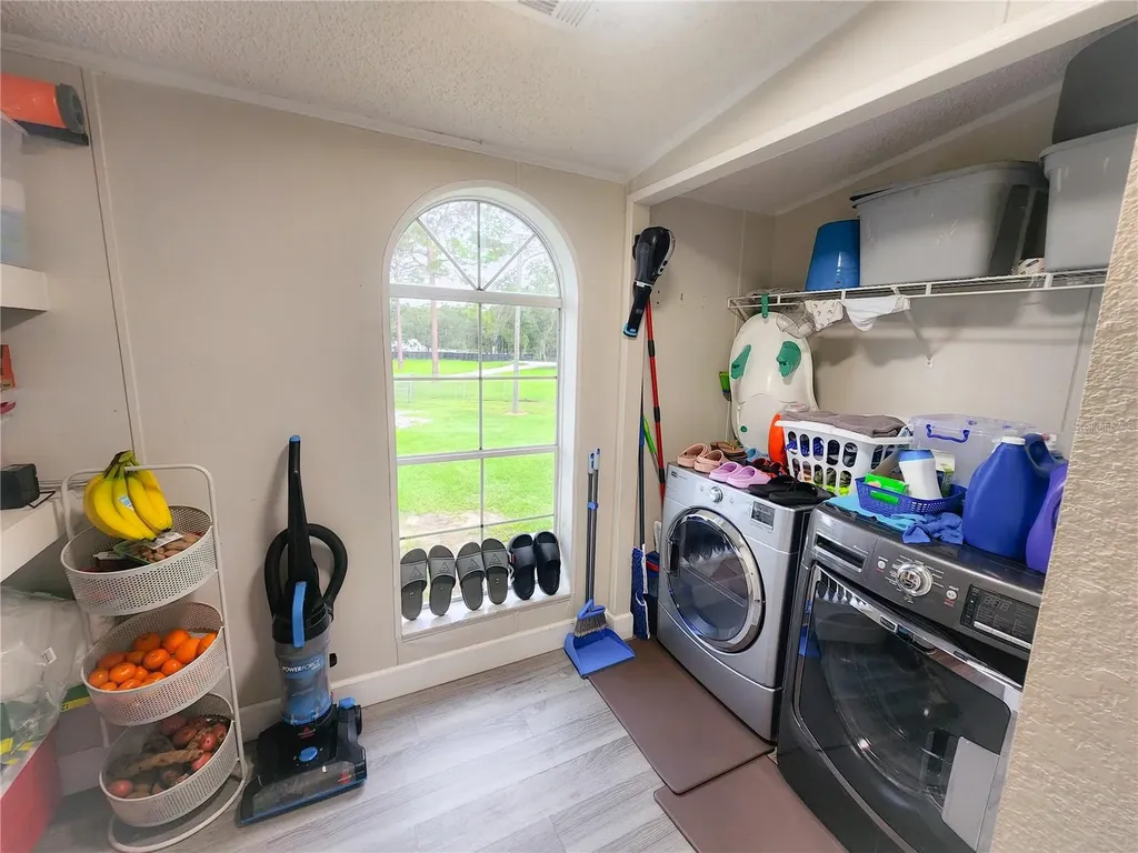 18975 W Highway 328 Dunnellon FL 34432