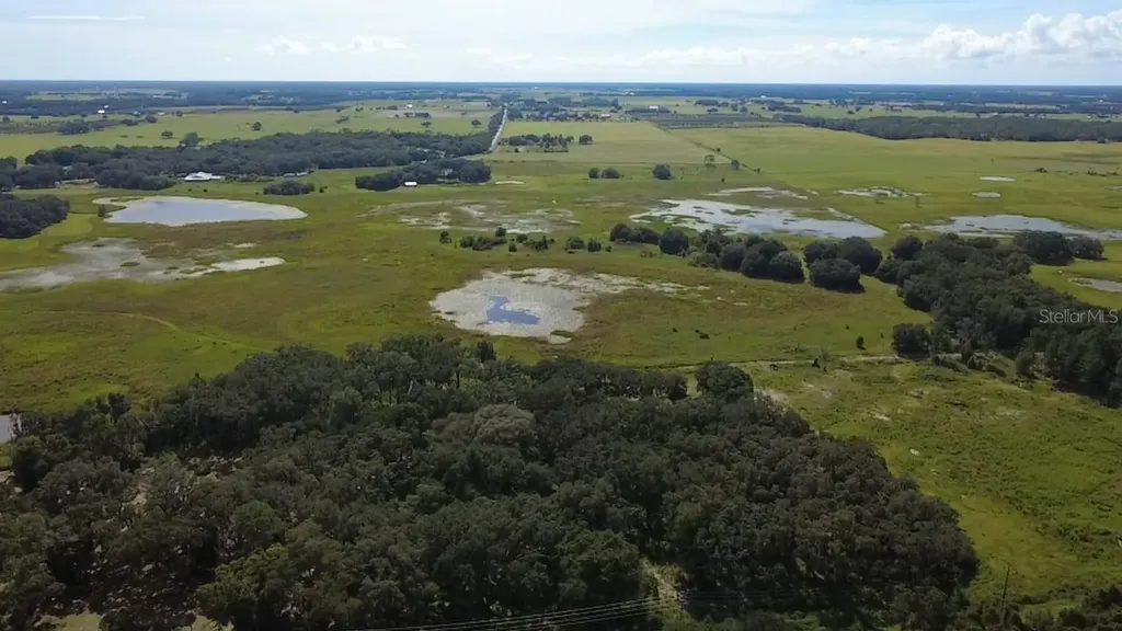 18975 W Highway 328 Dunnellon FL 34432