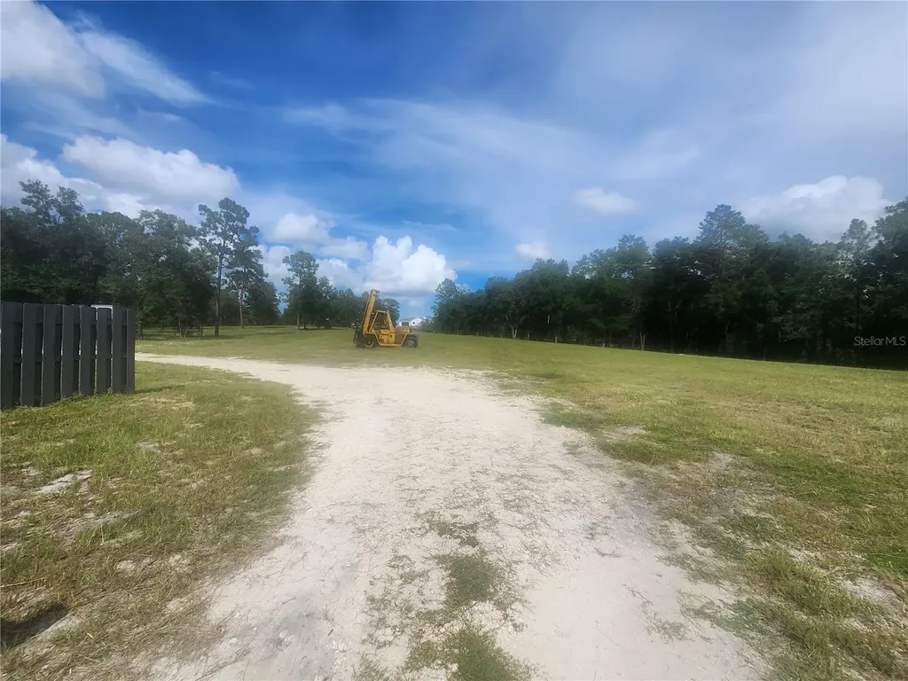 18975 W Highway 328 Dunnellon FL 34432