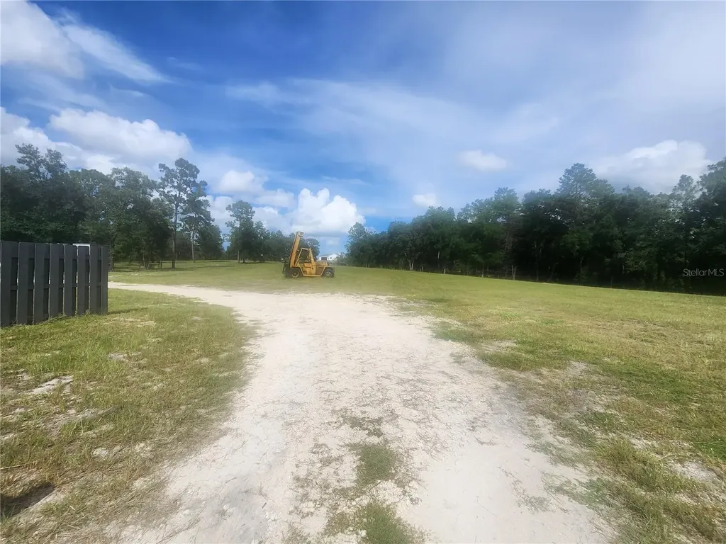 18975 W Highway 328 Dunnellon FL 34432
