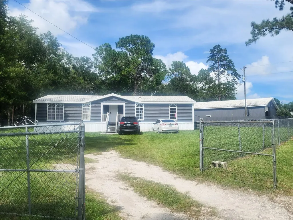 18975 W Highway 328 Dunnellon FL 34432