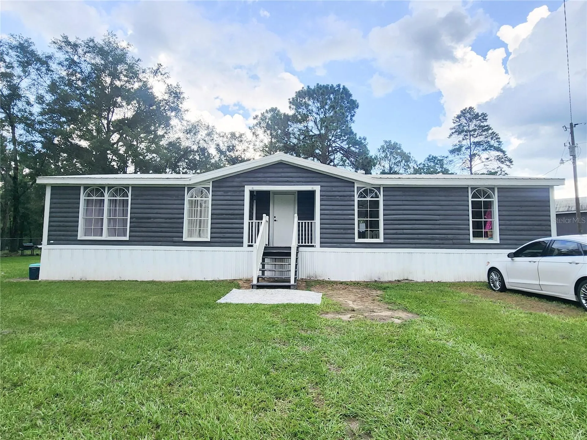 18975 W Highway 328 Dunnellon FL 34432