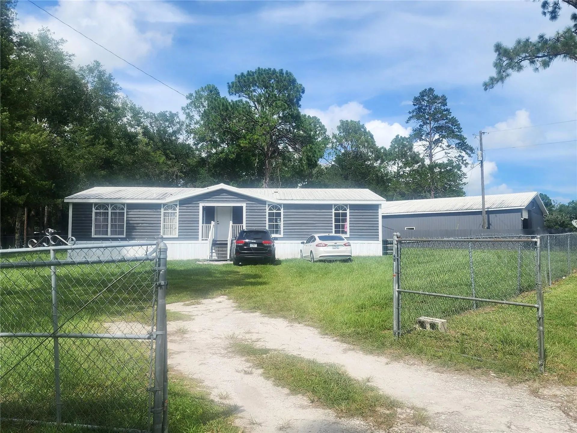 18975 W Highway 328 Dunnellon FL 34432
