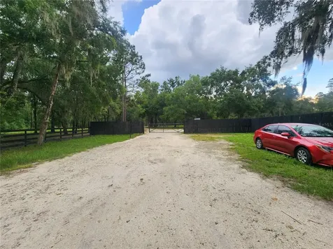 18975 W Highway 328 Dunnellon FL 34432
