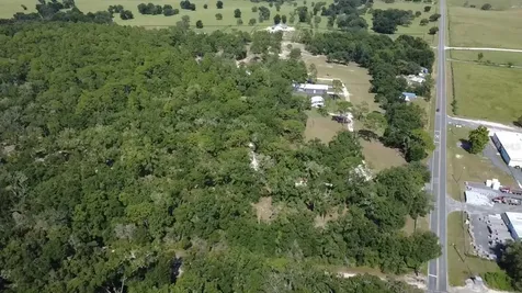 18975 W Highway 328 Dunnellon FL 34432